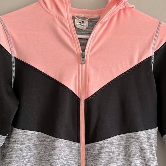 H&M hooded long sleeve fleece jacket - Picture 5 of 7